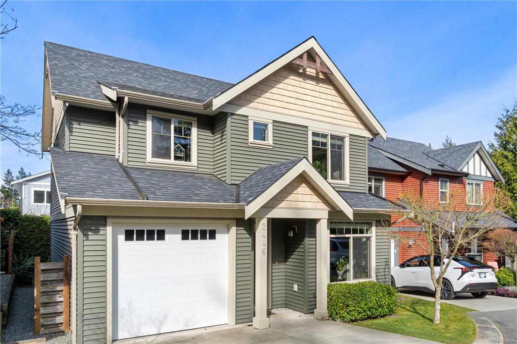2446 York Cres, 1038886, BC,