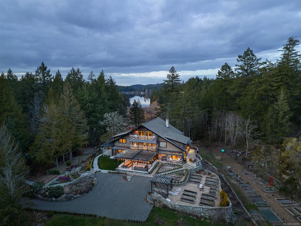 Fourth View of 4573 Prospect Lake Rd, Saanich, BC, V9E 1J3