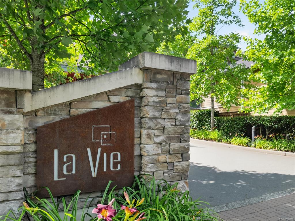 Third View of 623 Treanor Ave, Langford, BC, V9B 0B1