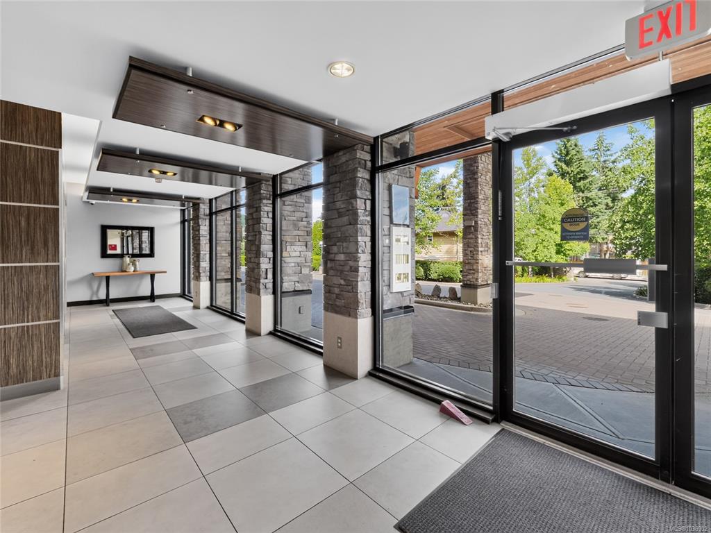 Fifth View of 623 Treanor Ave, Langford, BC, V9B 0B1