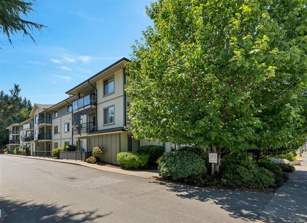 2568 Dingwall St, 1038907, BC,