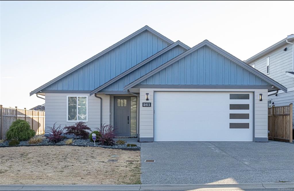 Second View of 261 Dunbar Way, Parksville, BC, V9P 0G6