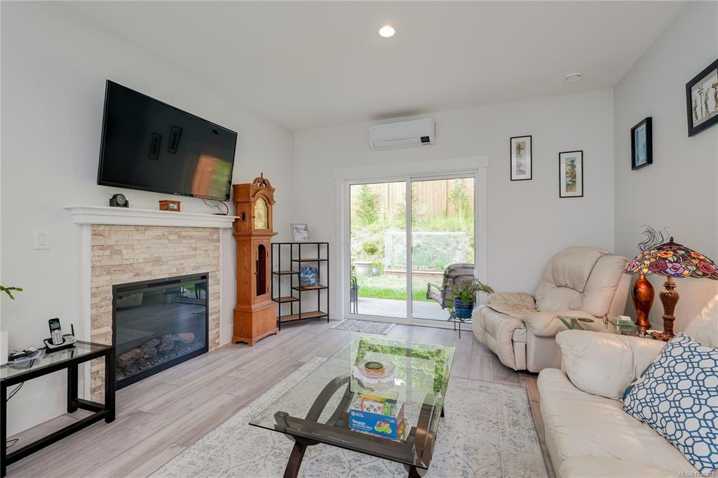 Fourth View of 300 Grosskleg Way, BROOKSIDE VILLAGE, Lake Cowichan, BC, V0R 2G1