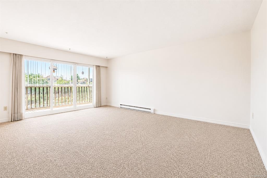 Fourth View of 1035 Mcclure St, Victoria, BC, V8V 3G1