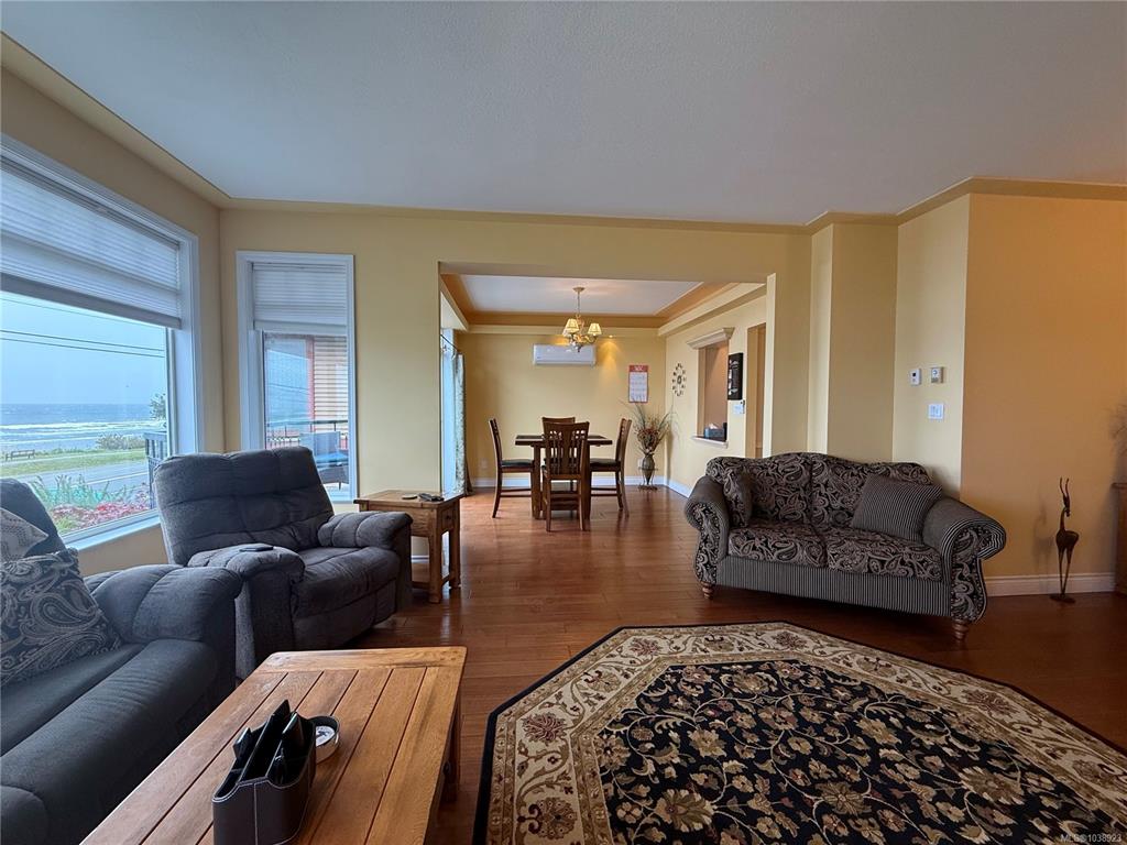 Fourth View of 3264 Island Hwy S, Campbell River, BC, V9W 1C9