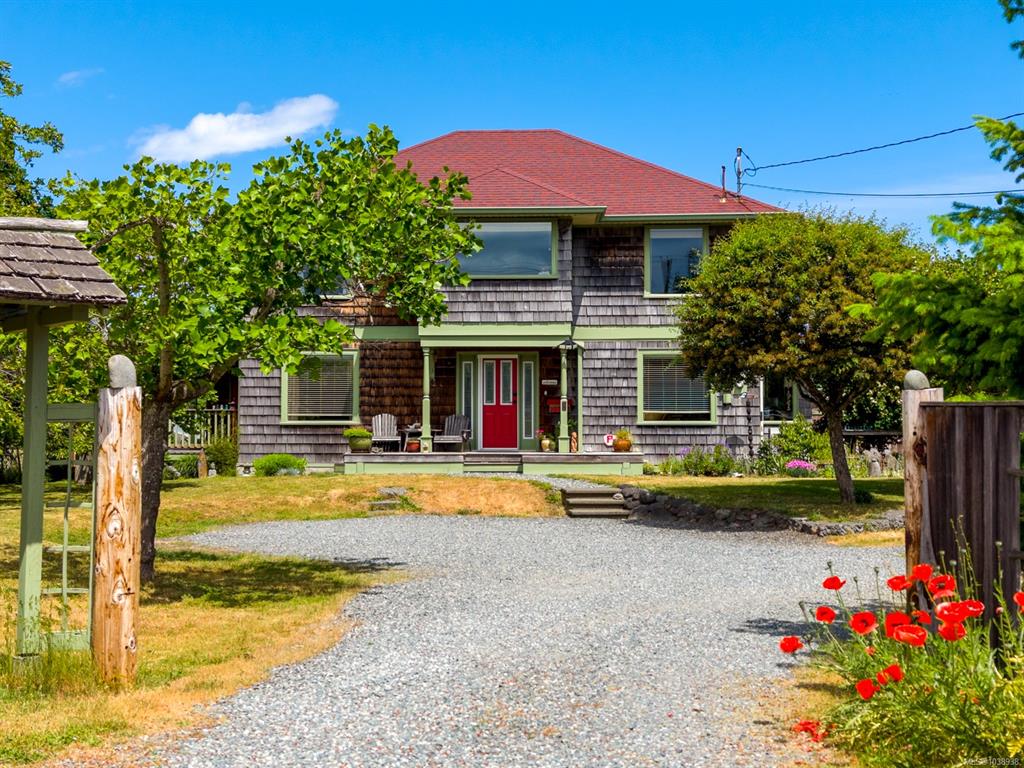 Second View of 2854 Farm View Rd, Courtenay, BC, V9N 9C7