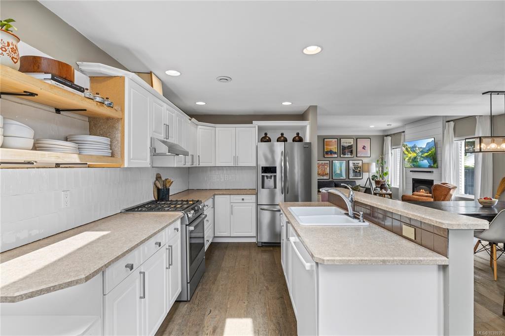 Fourth View of 225 Crabapple Cres, MAPLE GLEN, Parksville, BC, V9P 2P7