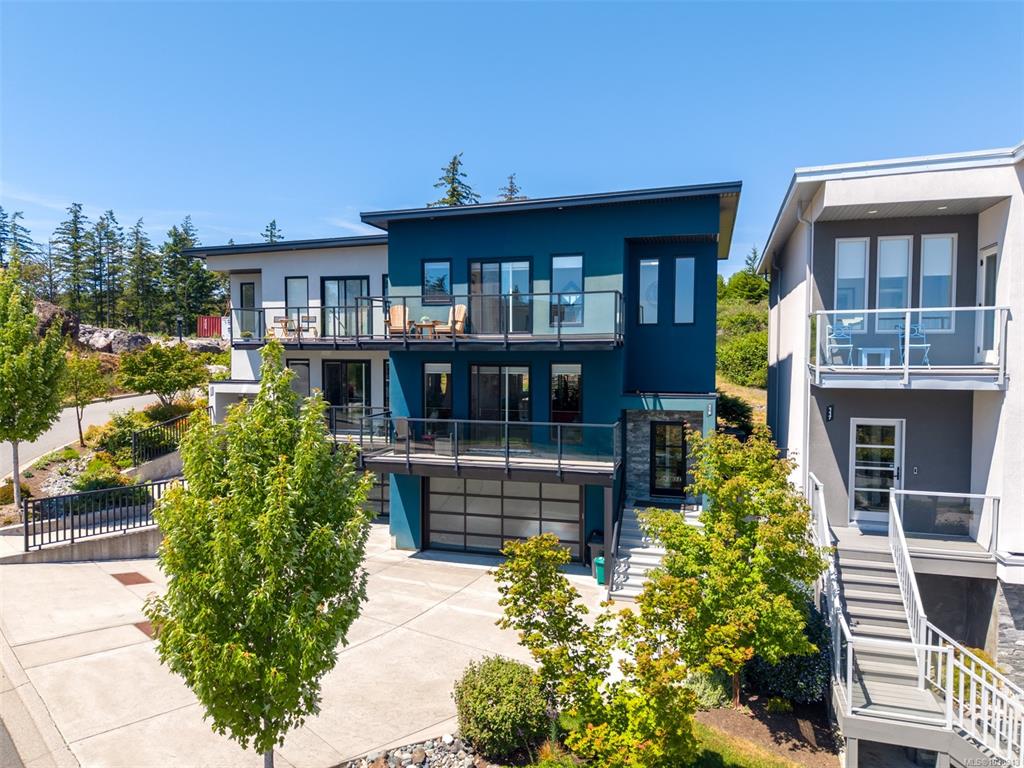 Third View of 539 Delora Dr, Colwood, BC, V9C 0M2