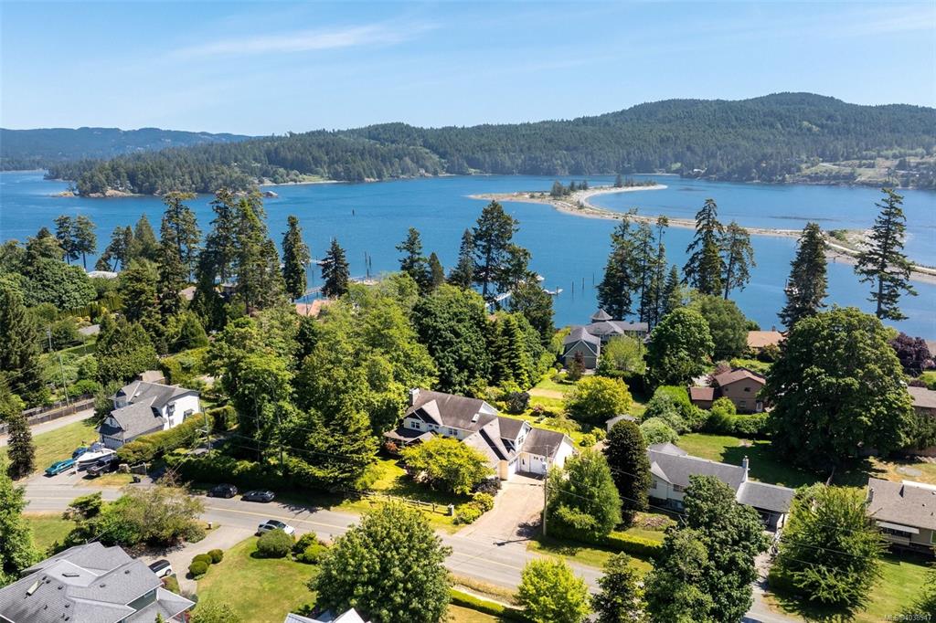 Third View of 1559 Dufour Rd, Sooke, BC, V9Z 0T6