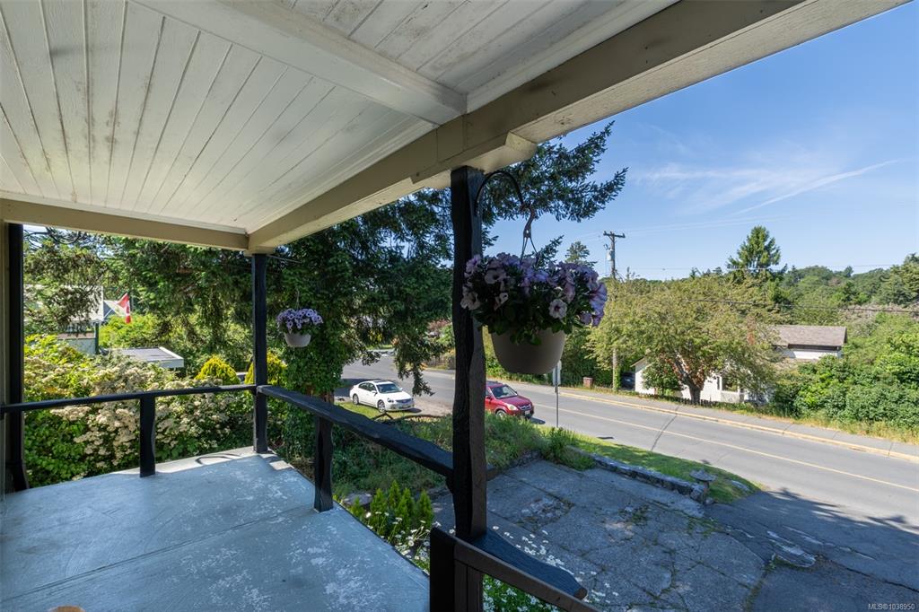 Fifth View of 1495 Derby Rd, Saanich, BC, V8P 1T4