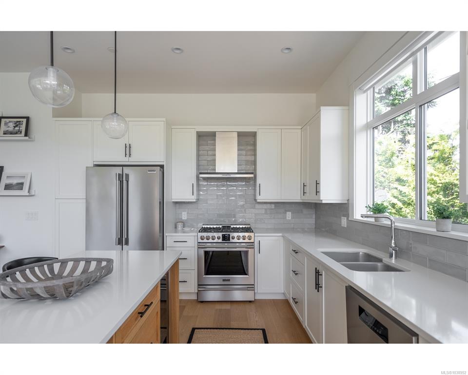 Fourth View of 846 Ackerman Rd, LAUREL PARK, French Creek, BC, V9P 1A7