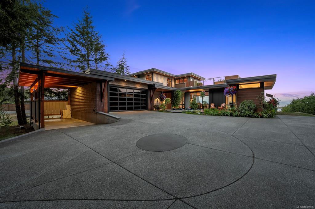 9046 Clarkson Ave, 1038958, BC,