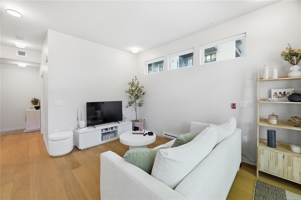 Fifth View of 629 Speed Ave, Tresah East, Victoria, BC, V8Z 1A5