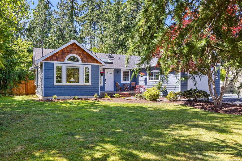 Second View of 683 Gaetjen St, Parksville, BC, V9P 1B3