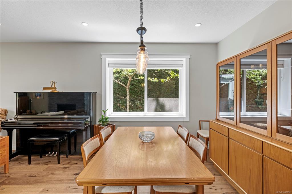 Fourth View of 683 Gaetjen St, Parksville, BC, V9P 1B3