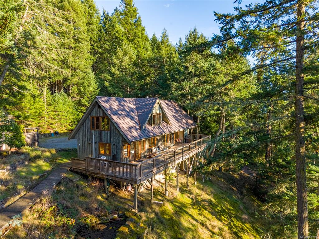 Third View of 3350 Port Washington Rd, Pender Island, BC, V0N 2M1
