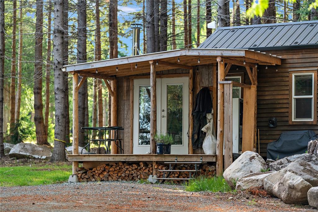 Third View of 377 Evergreen Lane, Sidney Island, BC, V8L 5Y9
