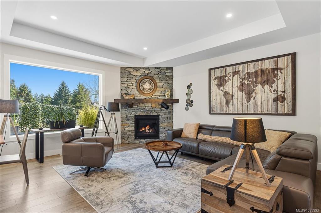 136 Golden Oaks Cres, 1038993, BC,