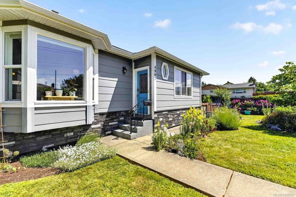 Third View of 4907 Morton St, Port Alberni, BC, V9Y 3S8