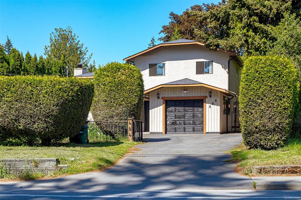 Second View of 484 Goldstream Ave, Langford, BC, V9B 2W5