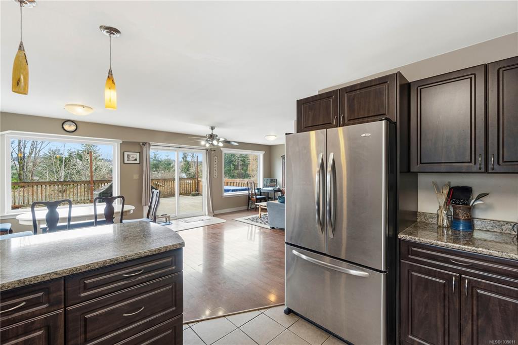 Fifth View of 2185 Dick Ave, Nanaimo, BC, V9X 1R6