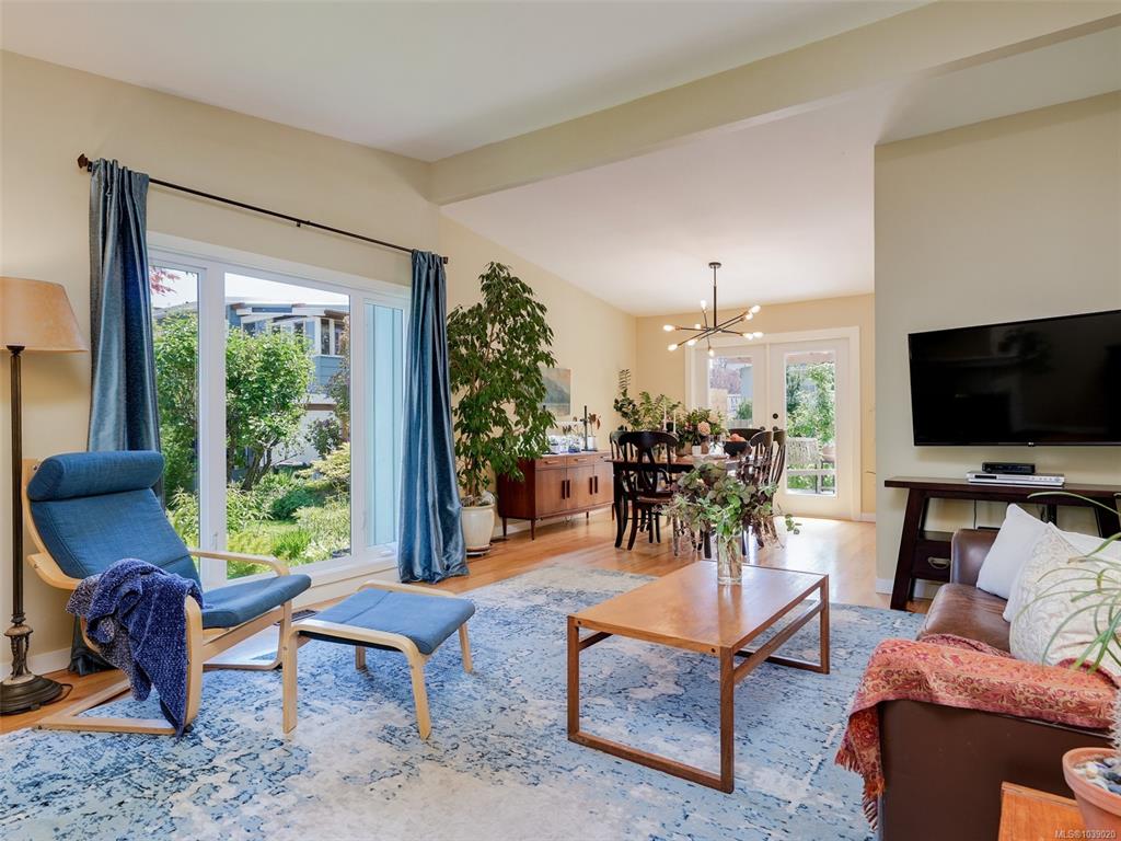 Third View of 4016 Oberlin Pl, Saanich, BC, V8N 3R5