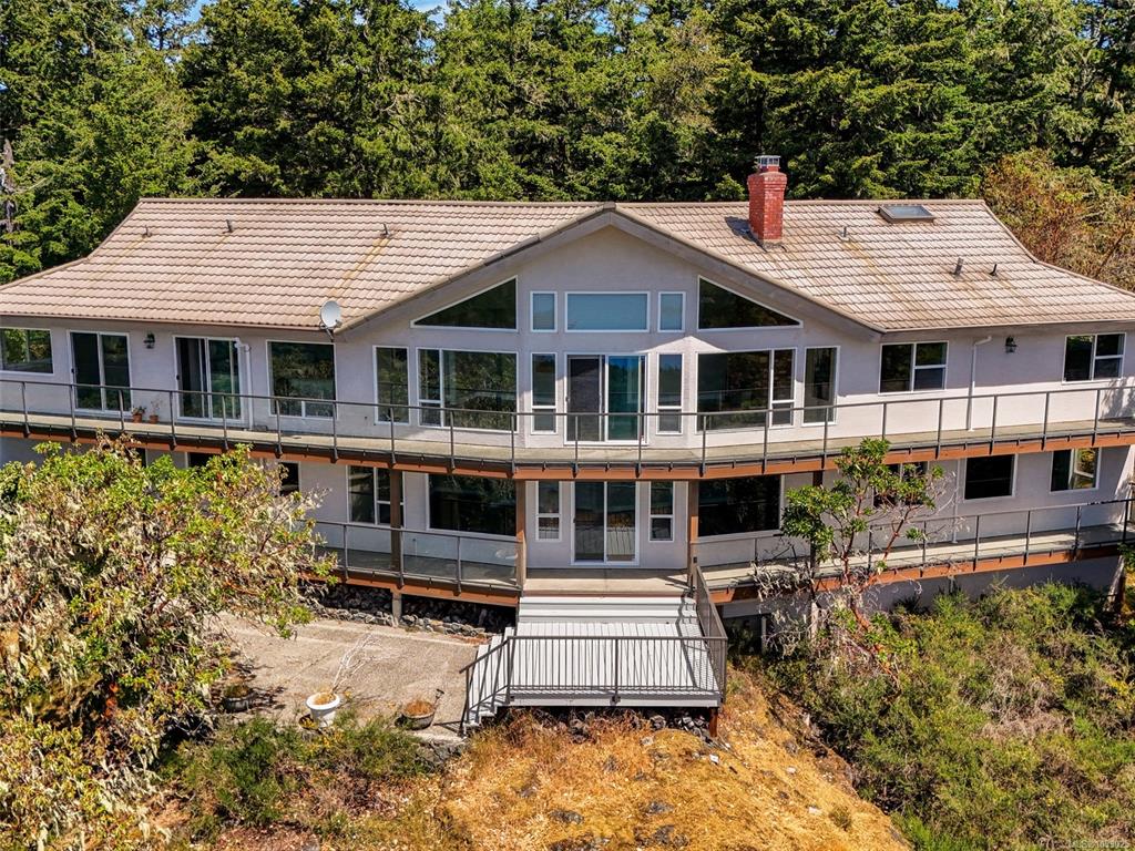Third View of 560 Wilderness Pl, Sooke, BC, V9Z 1C4