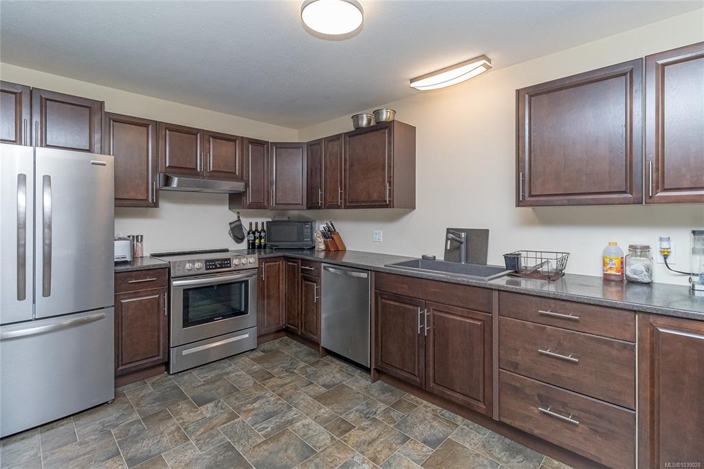 3185 Barons Rd, 1039028, BC,