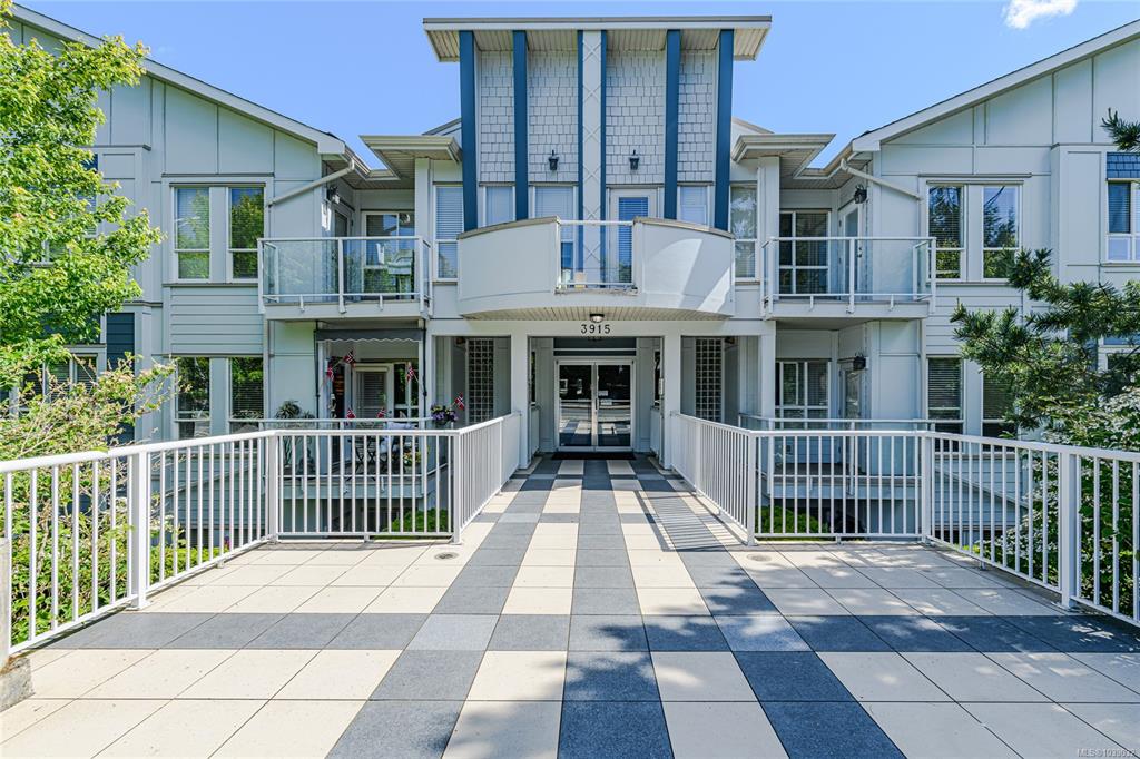 3915 Carey Rd, 1039032, BC,