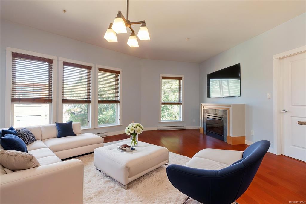 101 Nursery Hill Dr, 1039034, BC,
