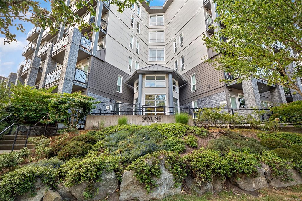 924 Esquimalt Rd, 1039040, BC,