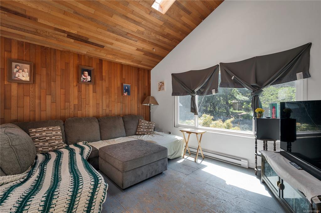 Fourth View of 1376 Hooley Rd, Quadra Island, BC, V0P 1N0