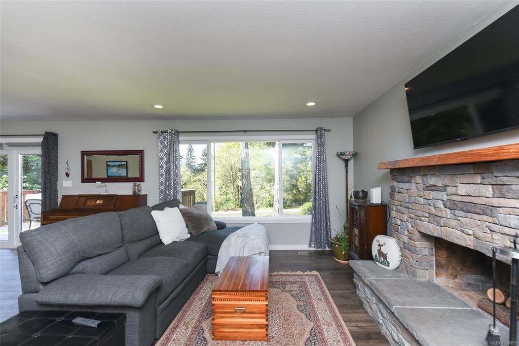 Second View of 280 Glacier View Dr, Comox, BC, V9M 1G5