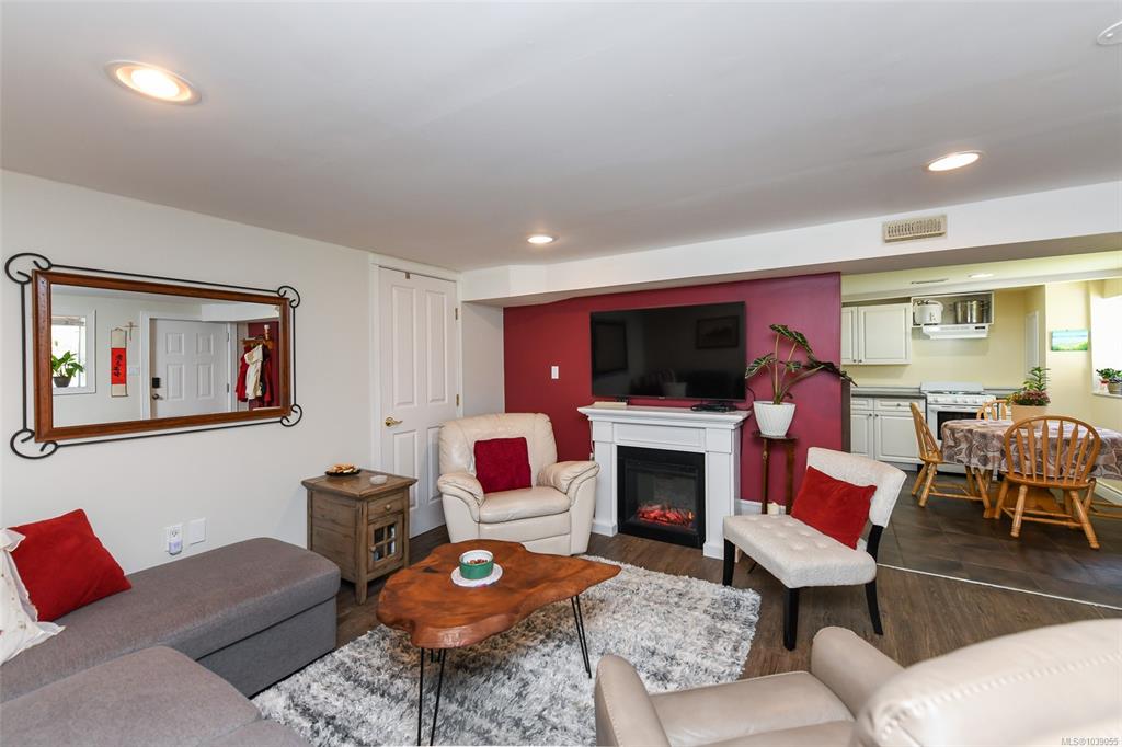 Fifth View of 280 Glacier View Dr, Comox, BC, V9M 1G5