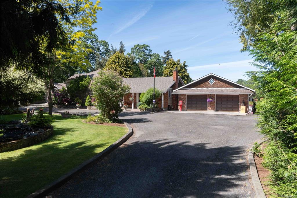 Second View of 1568 Burnside Rd W, Saanich, BC, V9E 2E2