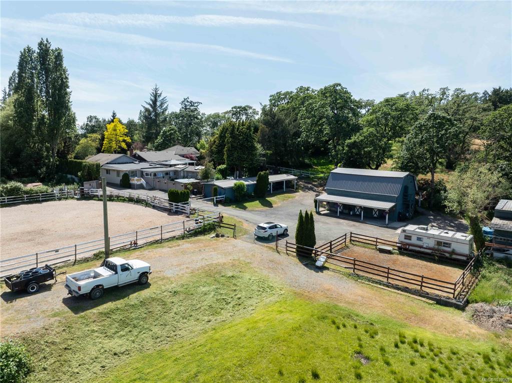 Fourth View of 1568 Burnside Rd W, Saanich, BC, V9E 2E2
