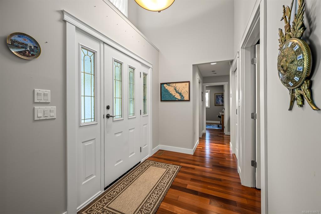 Fifth View of 920 Eastwicke Cres, Comox, BC, V9M 1B2
