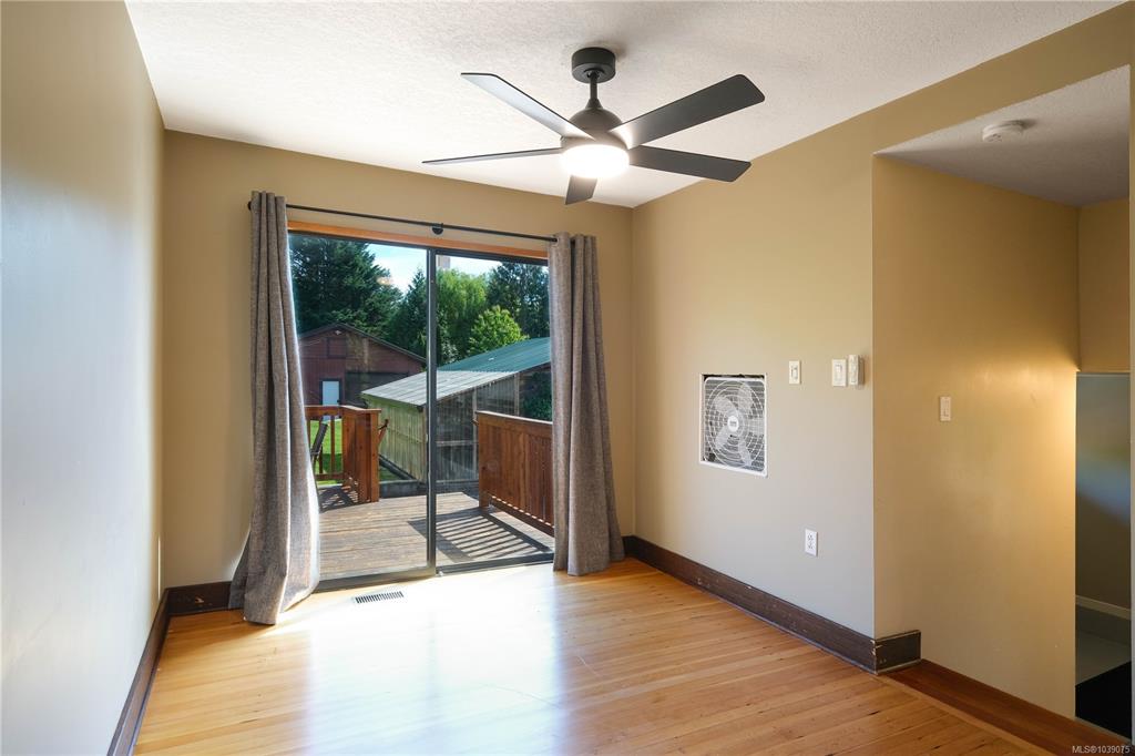 Fourth View of 811 Nicholls Rd, Campbell River, BC, V9W 3P7