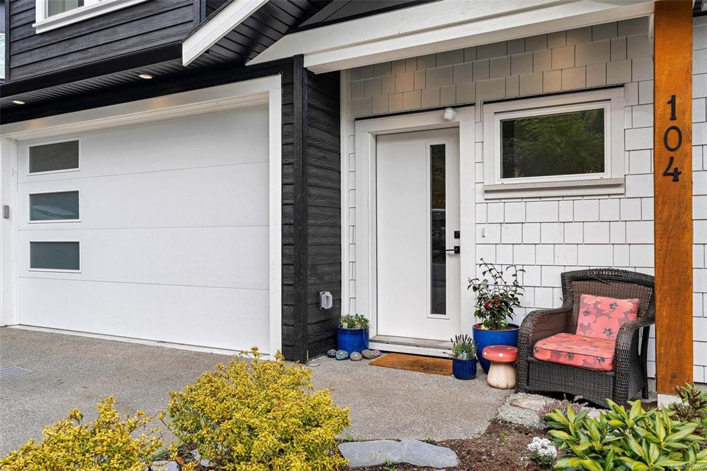 Fourth View of 2379 Lund Rd, View Royal, BC, V9B 0S9