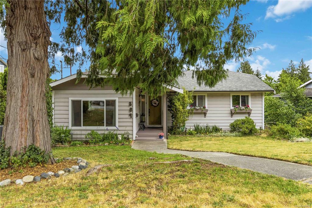 Third View of 584 Stornoway Dr, Colwood, BC, V9C 3J8