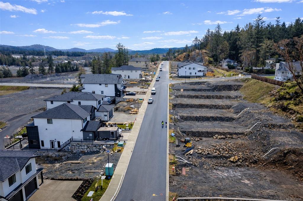 Fourth View of 756 Madrona Ridge, Langford, BC, V9B 6C6