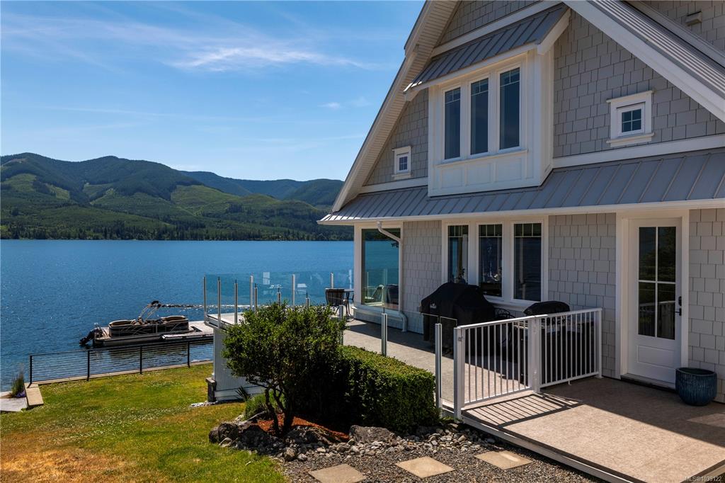 Third View of 10684 Lake Blvd, Youbou, BC, V0R 3E1