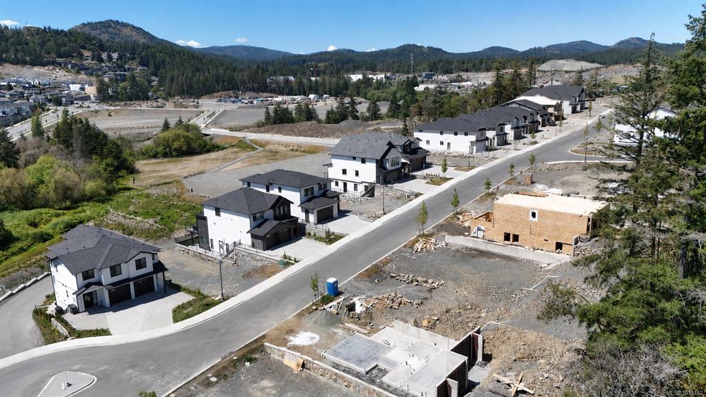 Fourth View of 696 Madrona Ridge, Langford, BC, V9B 6C6
