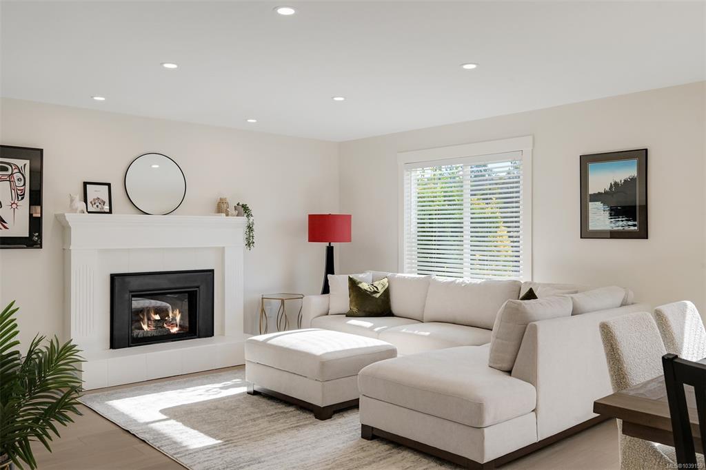 Second View of 9598 Epco Dr, Sidney, BC, V8L 2T2