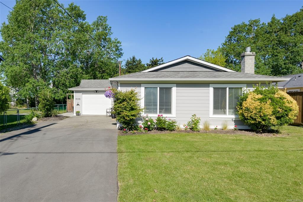 Fourth View of 9598 Epco Dr, Sidney, BC, V8L 2T2