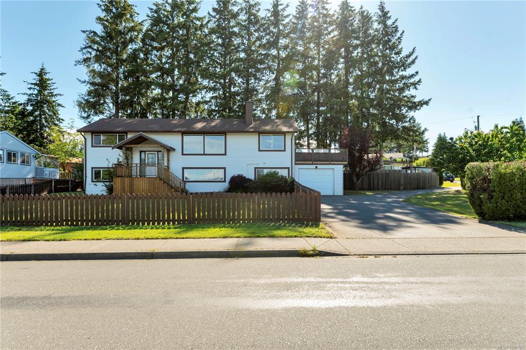 Second View of 1048 Galerno Rd, Campbell River, BC, V9W 1J3