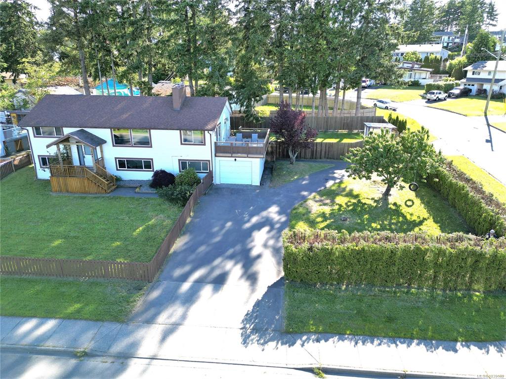 Third View of 1048 Galerno Rd, Campbell River, BC, V9W 1J3
