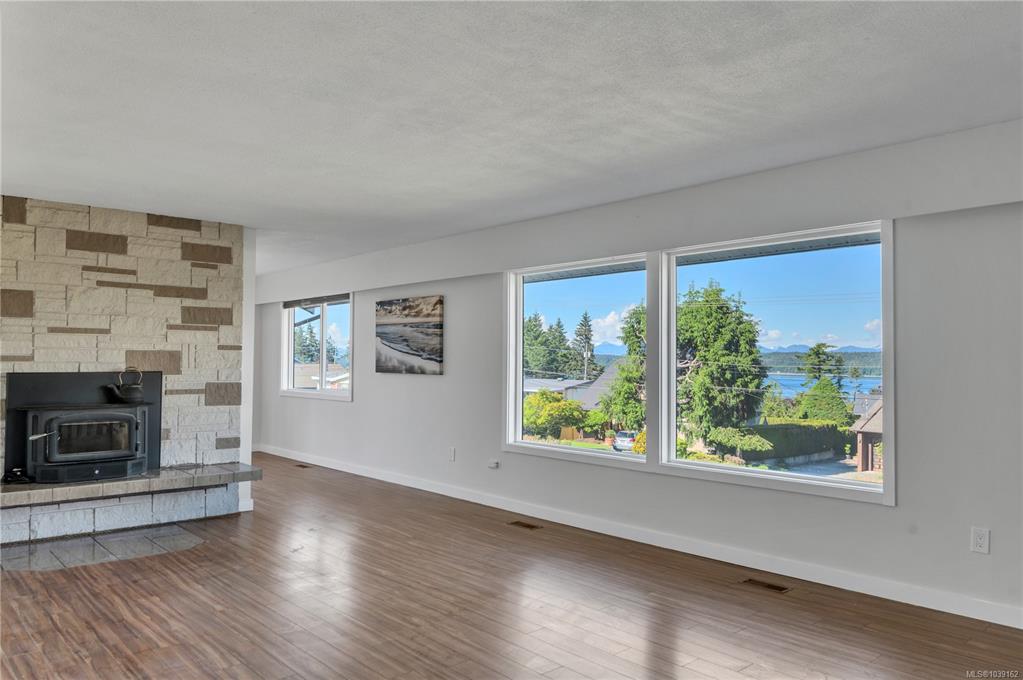 Fourth View of 1048 Galerno Rd, Campbell River, BC, V9W 1J3