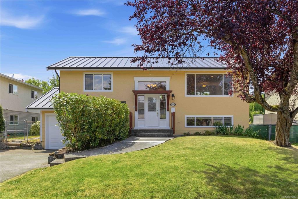 Second View of 2039 Ardwell Ave, Sidney, BC, V8L 2L6