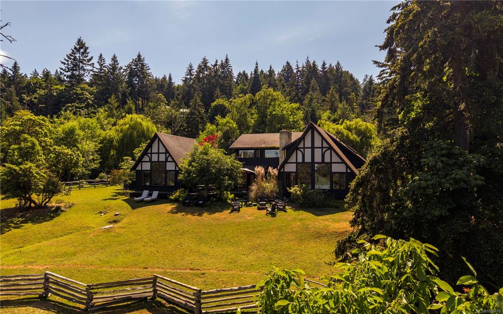 Third View of 133 Arnell Way, Salt Spring, BC, V8K 2G1